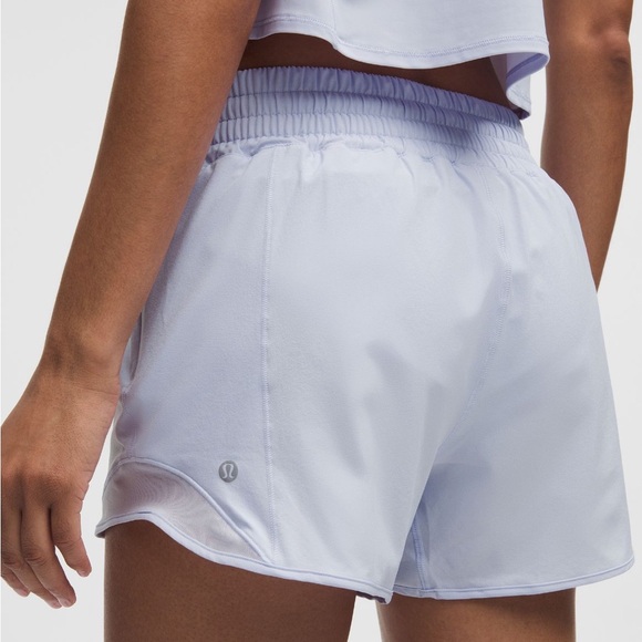 lululemon Pants - Hotty Hot High-Rise Lined Short 4"